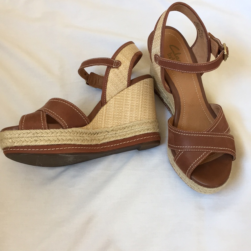 Clarks wedge sandals, size 6M. Beautiful cond.